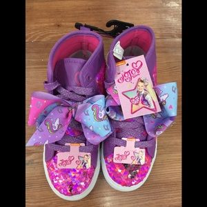 NWT JoJo Siwa Girls High Top Sneakers 🎀